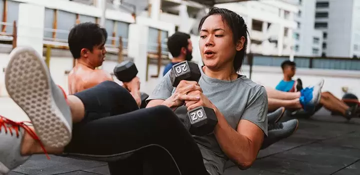 6 Dumbell Moves for Better Abs